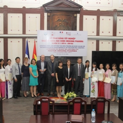 Lễ trao Bằng tốt nghiệp 77WIN bet đăng ký nhanh khoa học Dược Mekong Pharma Khóa 3 (2014 – 2016)
